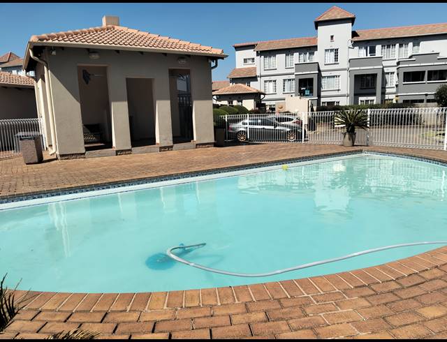 2 BEDROOM APARTMENT FOR SALE IN EDEN GLEN